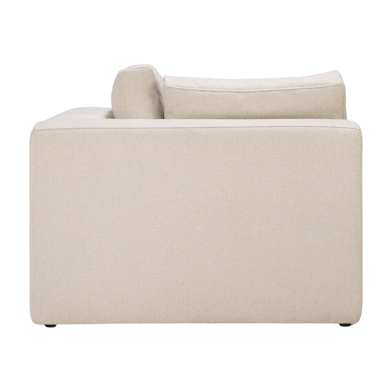 Comfort ideals form the basis of the Mellow. With clean and classic lines, paired with subtle seam detailing, the Mellow Sofa Corner is the welcoming anchor to a livable lounge space. Choose and place configurable pieces together for a personalized sofa to suit your needs. The covers are removable for convenient cleaning.