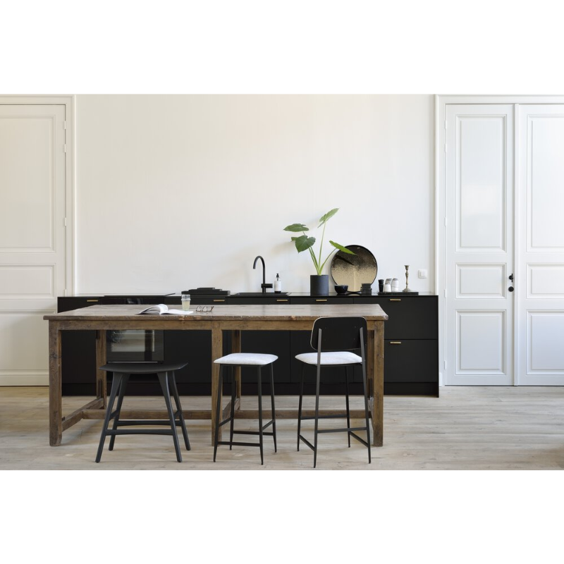 Osso is one of our most popular designs because of its versatility. The height of this solid wood counter stool adds yet another option to its wide array of possibilities - as an elegant and sturdy kitchen stool for example.