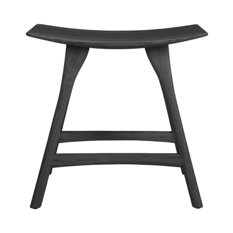 Osso is one of our most popular designs because of its versatility. This oak stool offers comfortable seating in your dining room, and are also great by themselves against a wall, or next to a sofa.