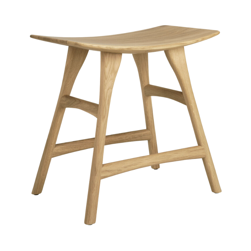 Osso is one of our most popular designs because of its versatility. This oak stool offers comfortable seating in your dining room, and are also great by themselves against a wall, or next to a sofa.