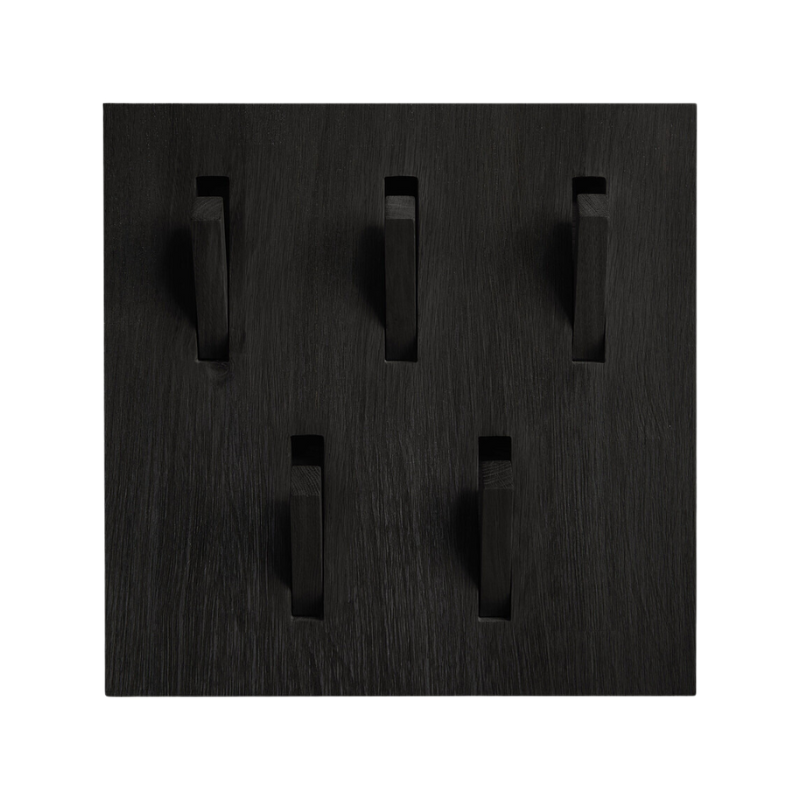 The Oak Utilitile perfectly combines form and function. This minimalistic solid oak coat hanger is a great option to elevate your hallway and optimize wall space to hang your coats and accessories.