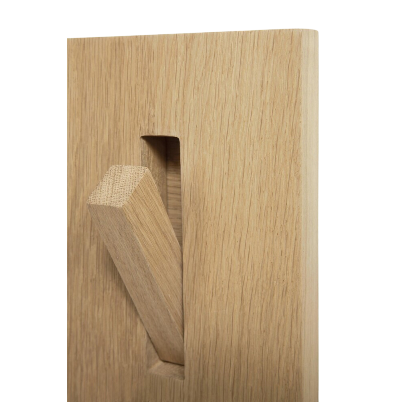 The Oak Utilitile perfectly combines form and function. This minimalistic solid oak coat hanger is a great option to elevate your hallway and optimize wall space to hang your coats and accessories.