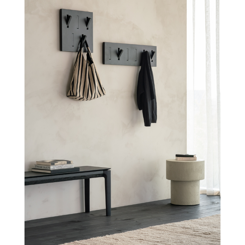 The Oak Utilitile perfectly combines form and function. This minimalistic solid oak coat hanger is a great option to elevate your hallway and optimize wall space to hang your coats and accessories.