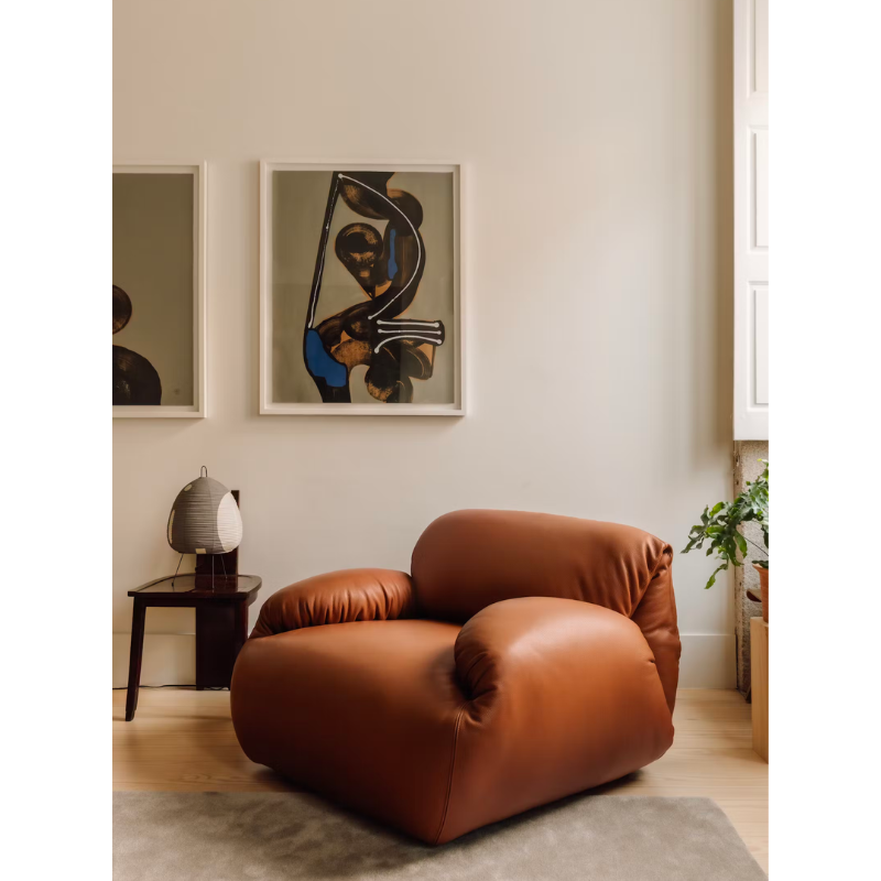 The Luva Modular Armchair presents timeless beauty in an inventive form. Fold up, down, or reconfigure as you please. Created by designer Gabriel Tan, Luva is a case study for probing at the intersections of art, design, and culture. The chair's elemental form is inspired by the soft-rolled tops of Japanese futons and the padded tactility of a boxing glove.