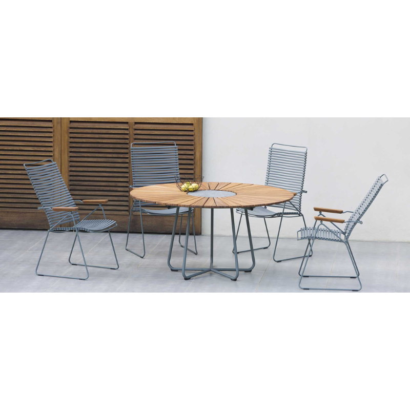 CLICK Position chair with adjustable backrest is made for all of us who just want to sit comfortably. Sit back when you need to relax - or just need to see it all from a distance.