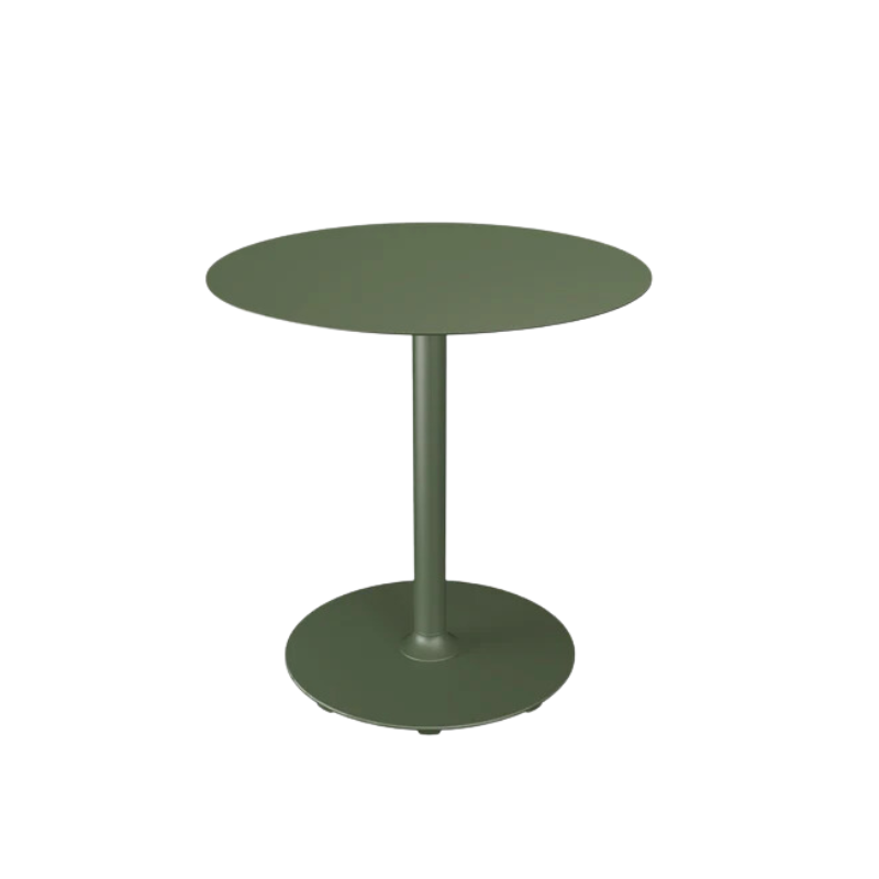 PICO is a collection of café tables ideal for various settings, whether indoors or outdoors, in private or public spaces.