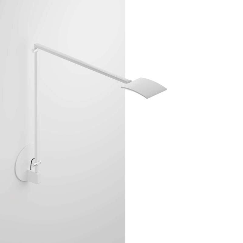 Delivering a phenomenal 99 lumens per watt, Mosso Pro changes light colors from warm to cool and anything in between. An intuitive built-in touchstrip allows for effortless continuous dimming. A built-in occupancy sensor ensures no energy is wasted lighting up a vacant desk. Mosso Pro comes standard with a USB port for charging smartphones or other compatible devices. With Mosso Pro, anything is possible.