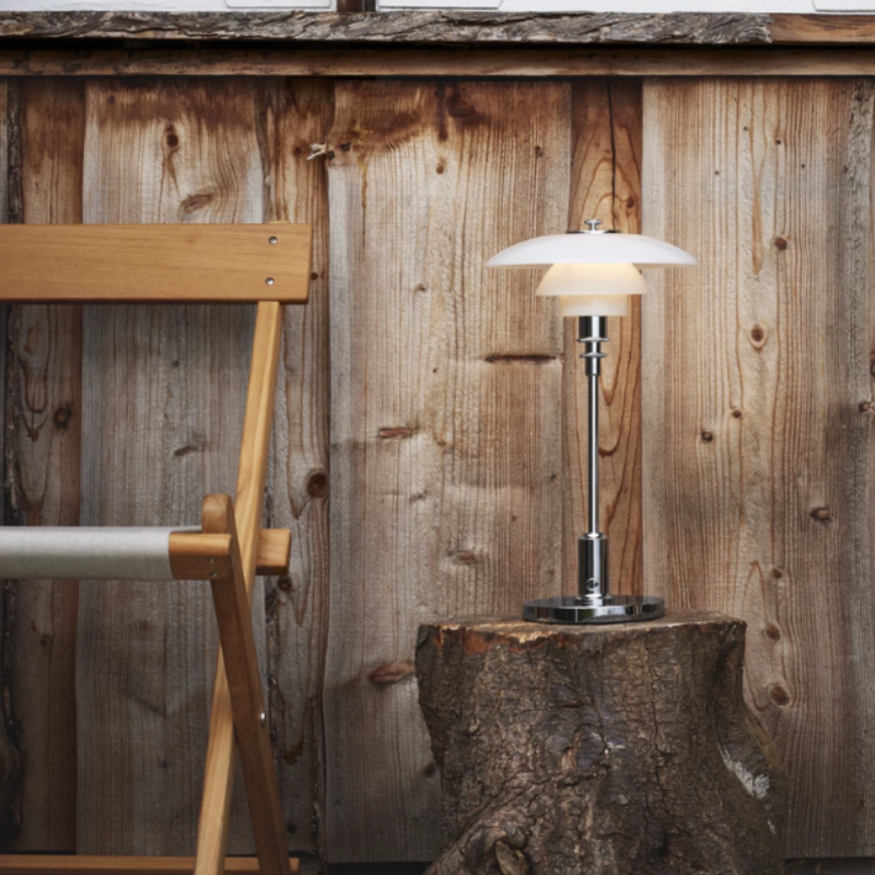 The PH 2/1 Portable from Louis Poulsen in a living space.