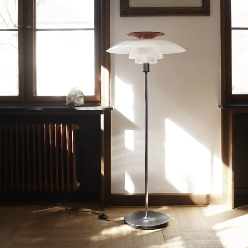 The PH 80 from Louis Poulsen in a hallway.