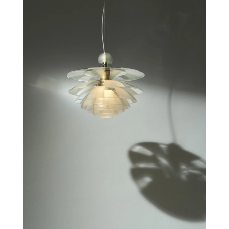 The PH Septima from Louis Poulsen in a home lighting image.