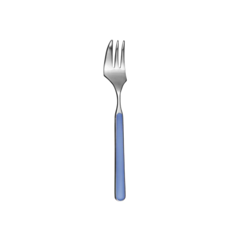 The Fantasia Cake Fork from Mepra in lavender.