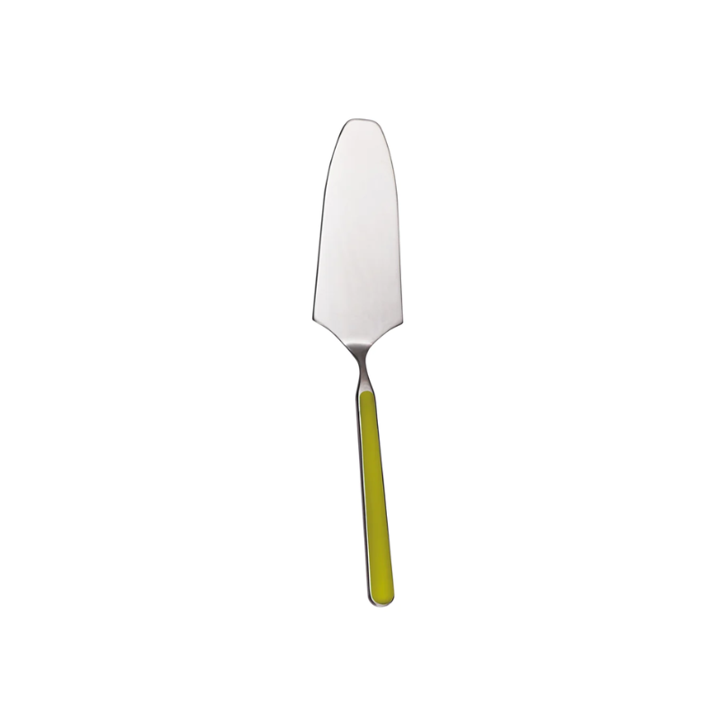 You never get tired of color, especially in our surroundings. Fantasia is a funky apostrophe between the words "elegance" and "refinement" of all our collections. The cake server, cutlery, and serveware is made of 18/10 stainless steel and has highly colored handles with high resistance.