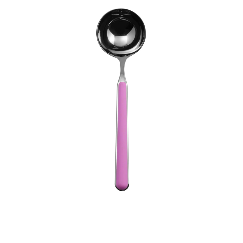 The Fantasia Gravy Boat Ladle from Mepra in lilac.