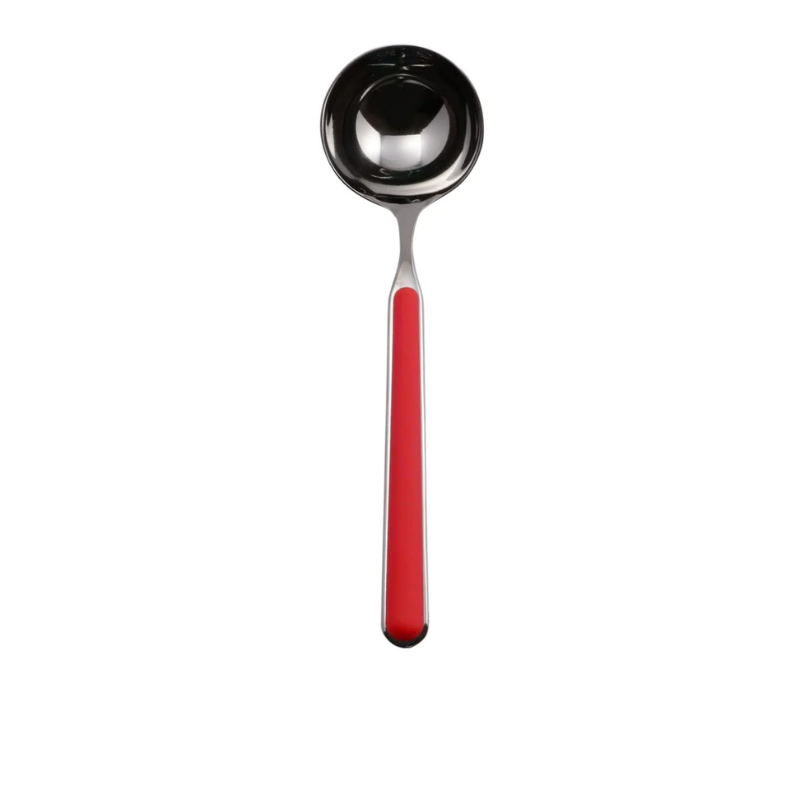 The Fantasia Gravy Boat Ladle from Mepra in red.