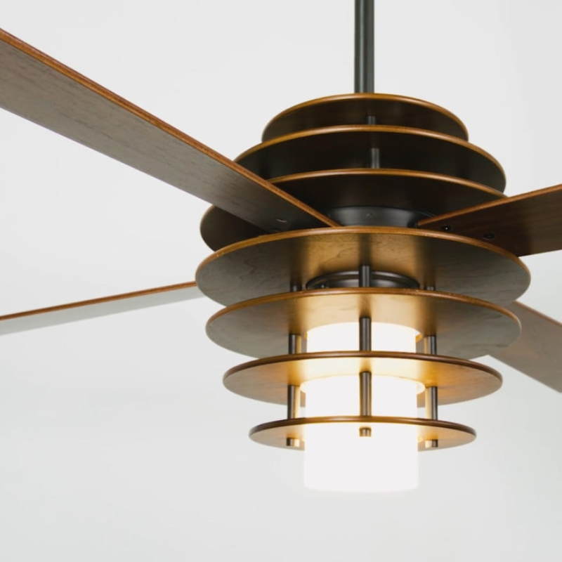 A close up on the detail of the Stella.