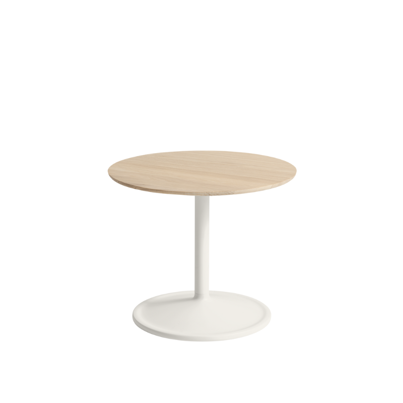 The Soft Side Table is both subtle yet characterful with its softened surfaces and understated functionalities. The soft and user-friendly interaction with the table is enhanced by the gentle grove under the tabletop, making it easy to move around.