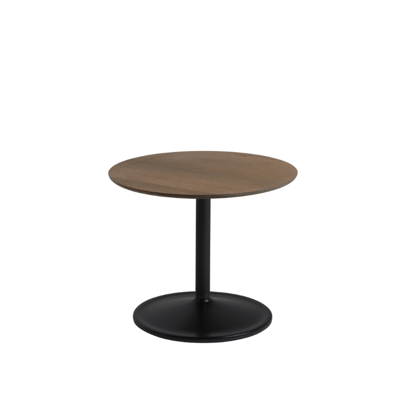 The Soft Side Table is both subtle yet characterful with its softened surfaces and understated functionalities. The soft and user-friendly interaction with the table is enhanced by the gentle grove under the tabletop, making it easy to move around.