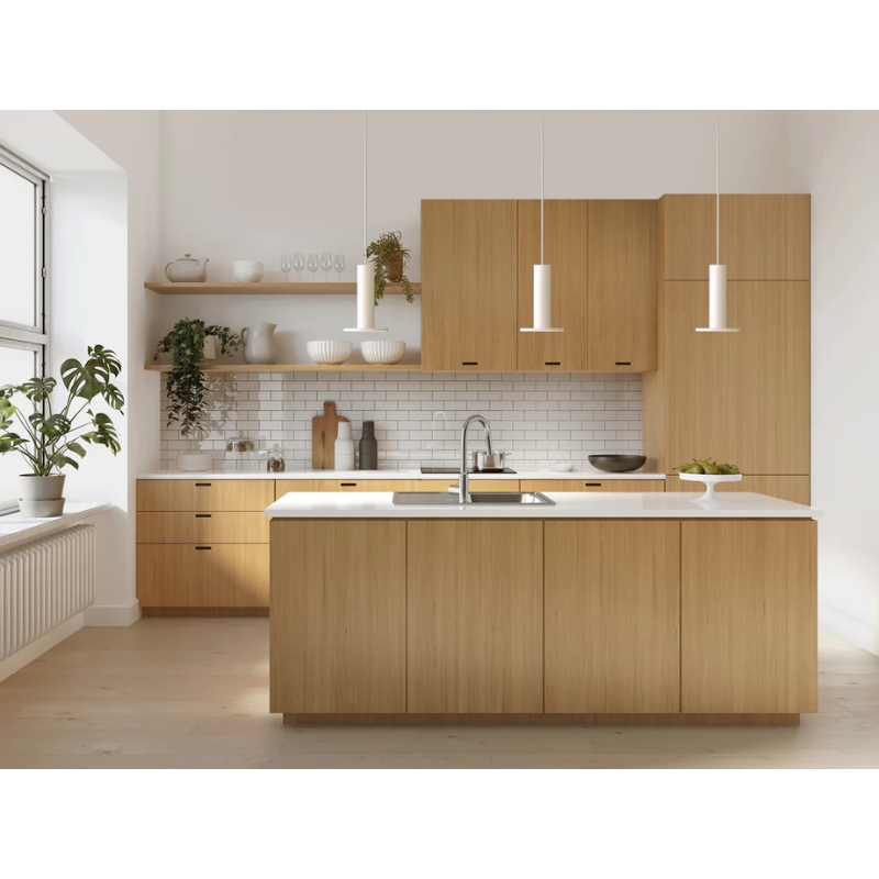 Boasting a robust 860 lumens of warm dimmable light, Cielo Plus maintains a compact and classic shape that integrates into any environment, regardless of style. Cielo Plus is offered in two refined machine-trace finishes in silver and brass as well as two textured painted finishes in white and black. Cielo can be suspended individually, in a series, or in chandelier groupings to provide warm and balanced illumination.