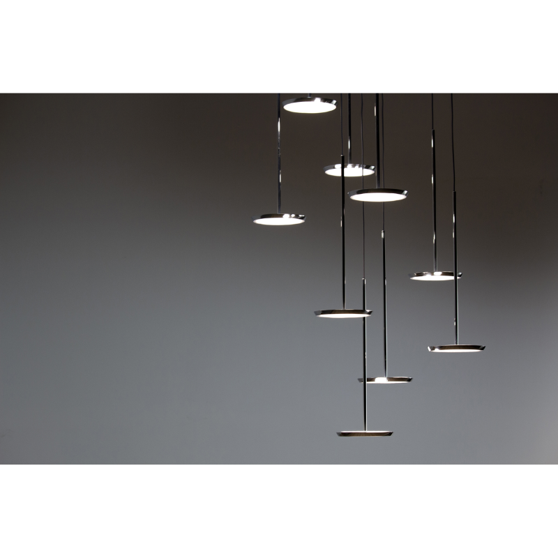 The Sky Collection was inspired as a modular pendant lighting system and Sky Solo is its core foundational element. Its minimal all-aluminum design highlights a powerful two-sided flat panel light source with Dim to Warm LED technology that can deliver up to 1250 lumens of warm ambient light in all directions.