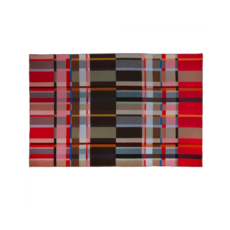 he Block Throw Collection by Wallace & Sewell is woven with sumptuous merino lambs wool and felted to create a super soft, inviting quality.