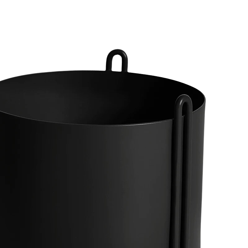 The small Pidestall Planter by Woud in black close up.