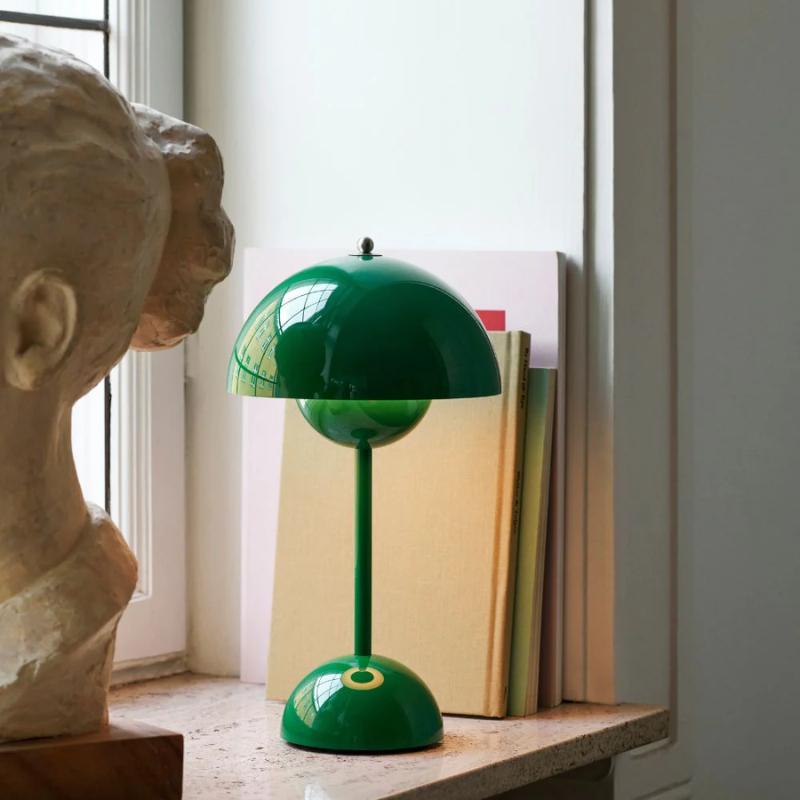 &Tradition VP9 Flowerpot Portable Table Lamp in signal green in a window sill
