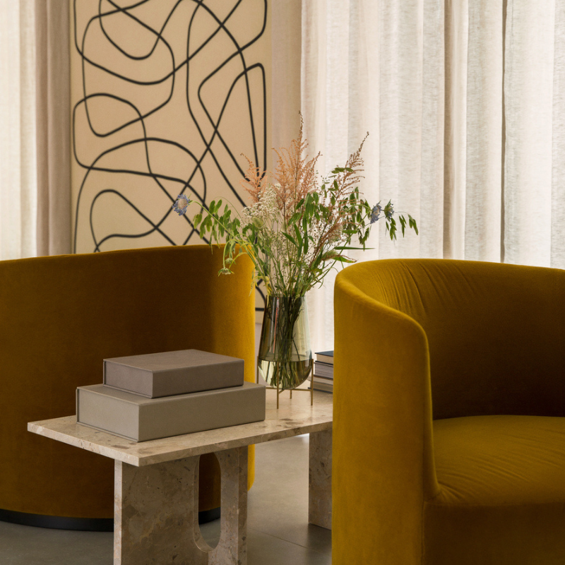 The Echasse Vase from Audo Copenhagen in a lounge.