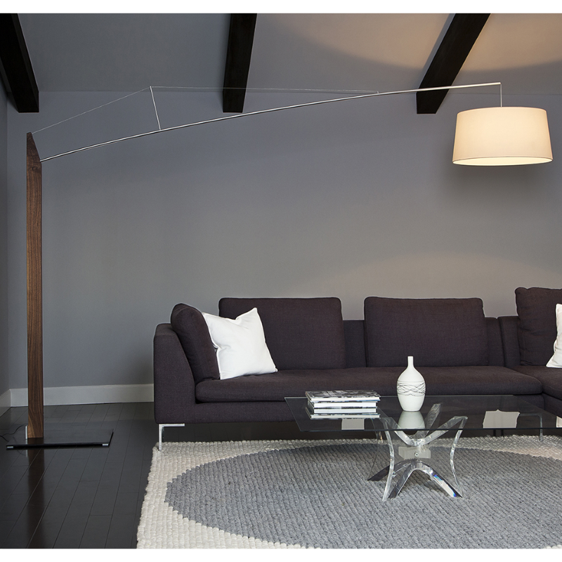 The Fons Floor Lamp from Cerno in a lounge.