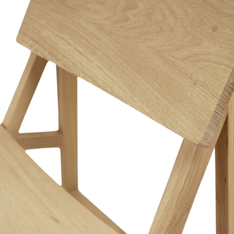 The N2 Lounge Chair from Ethnicraft close up.