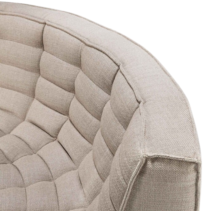 The N701 Round Corner from Ethnicraft in beige standard fabric in detail.