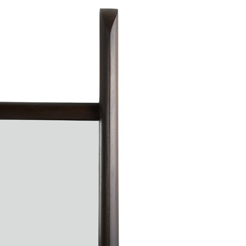 The PI Floor Mirror from Ethnicraft in a detailed close up shot of the corner. all-groups