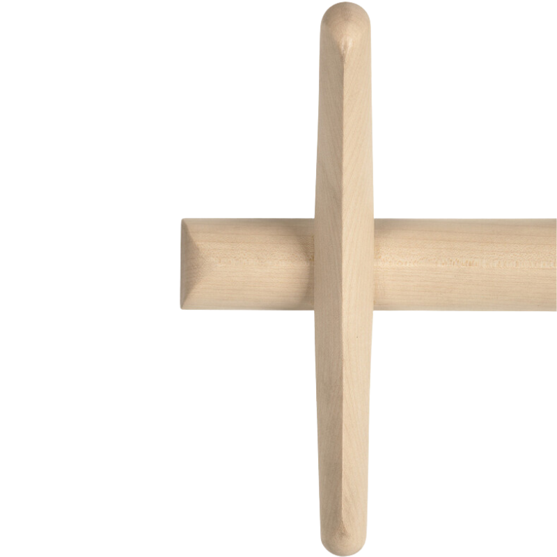 The sycamore PI Wall Coat Rack Oak by Ethnicraft, close-up on the hanger.