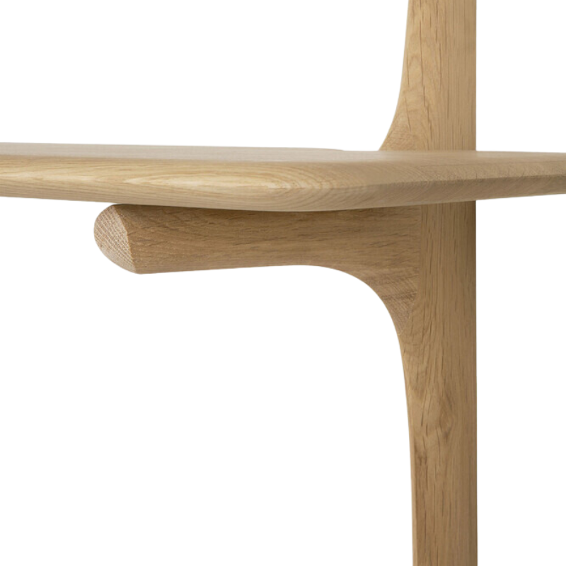 The PI Wall Shelf with Three Shelves from Ethnicraft in oak close up.