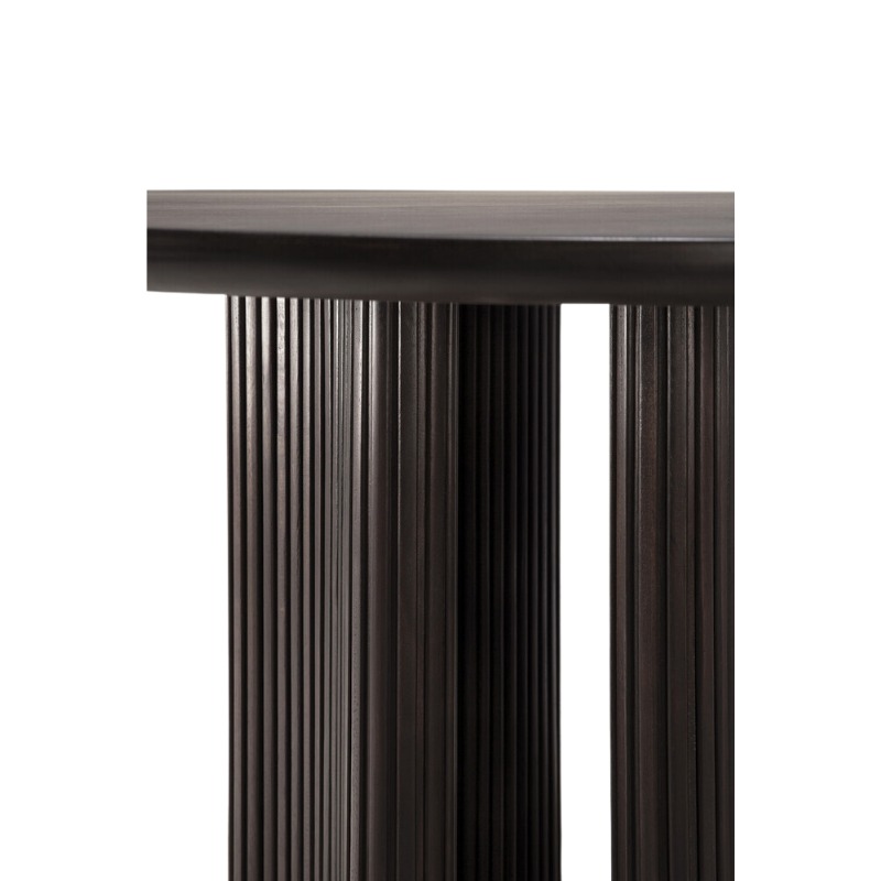 The Roller Max Dining Table from Ethnicraft close up.