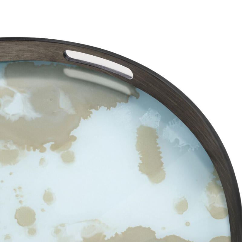 The Organic Glass Tray from Ethnicraft round shape, small size in gold mist in a close up.