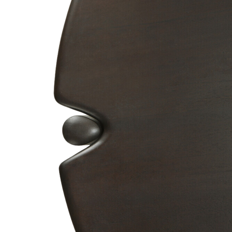 The Round PI Coffee Table from Ethnicraft close up.