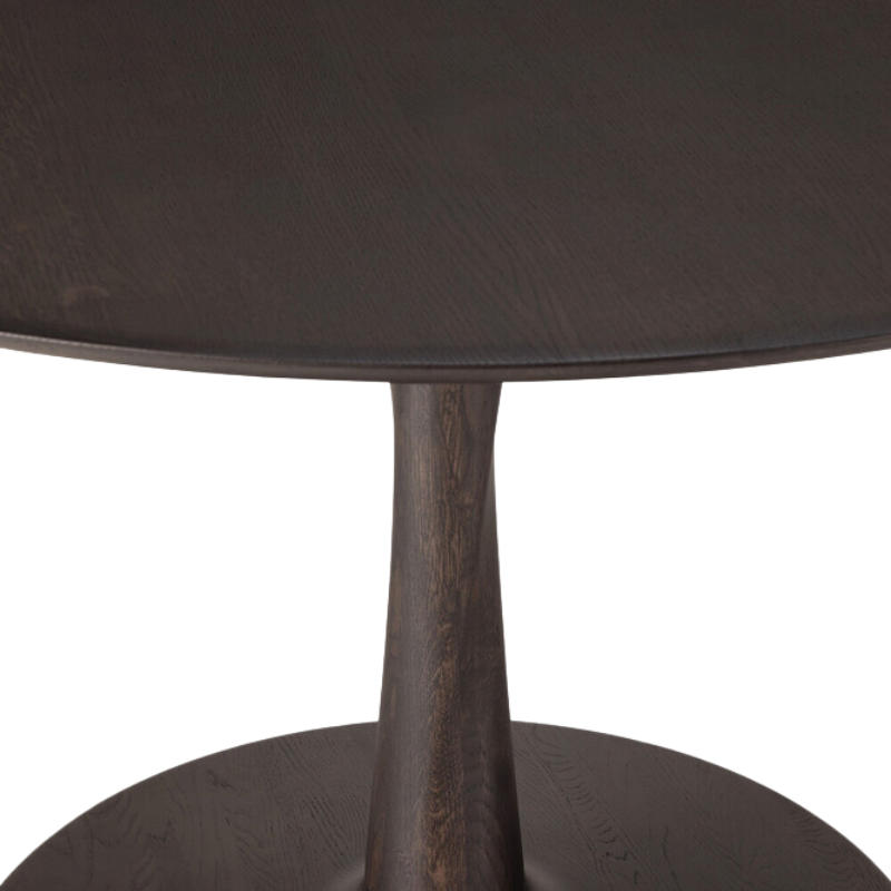 Illuminee Torsion Round Dining Table by Ethnicraft in brown oak with tabletop close-up. all-groups