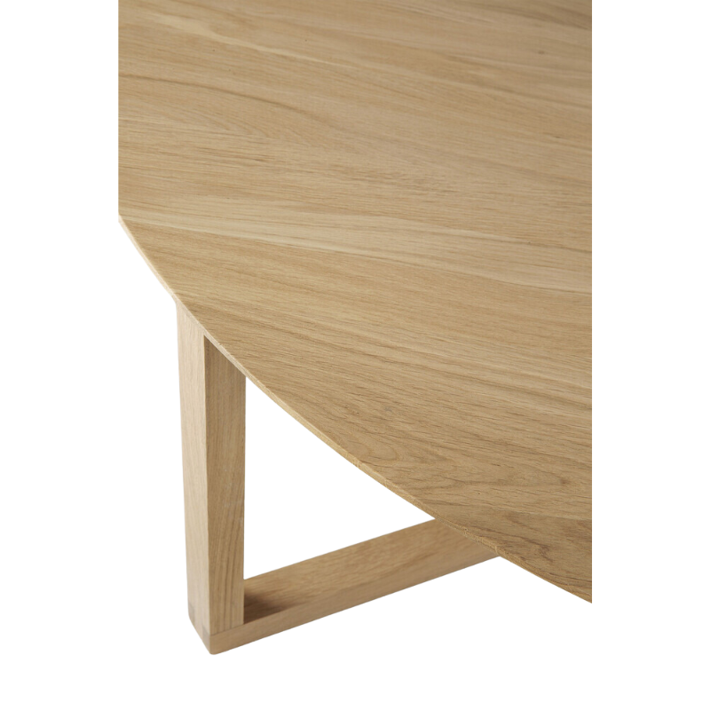 The Tripod Coffee Table from Ethnicraft in a detail.