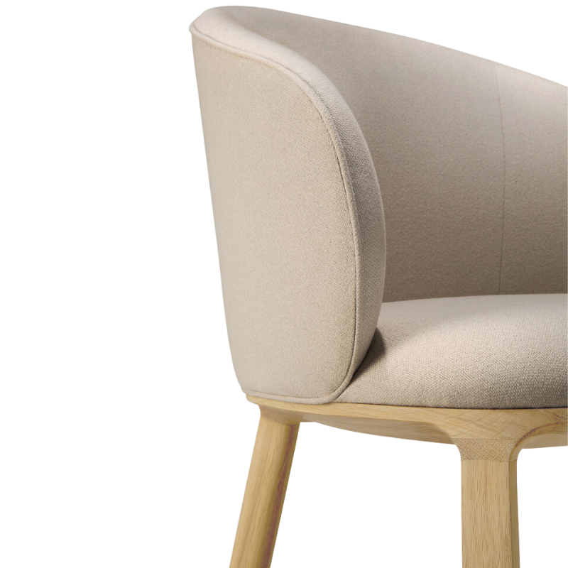 The Unda Dining Chair from Ethnicraft in salt in detail.