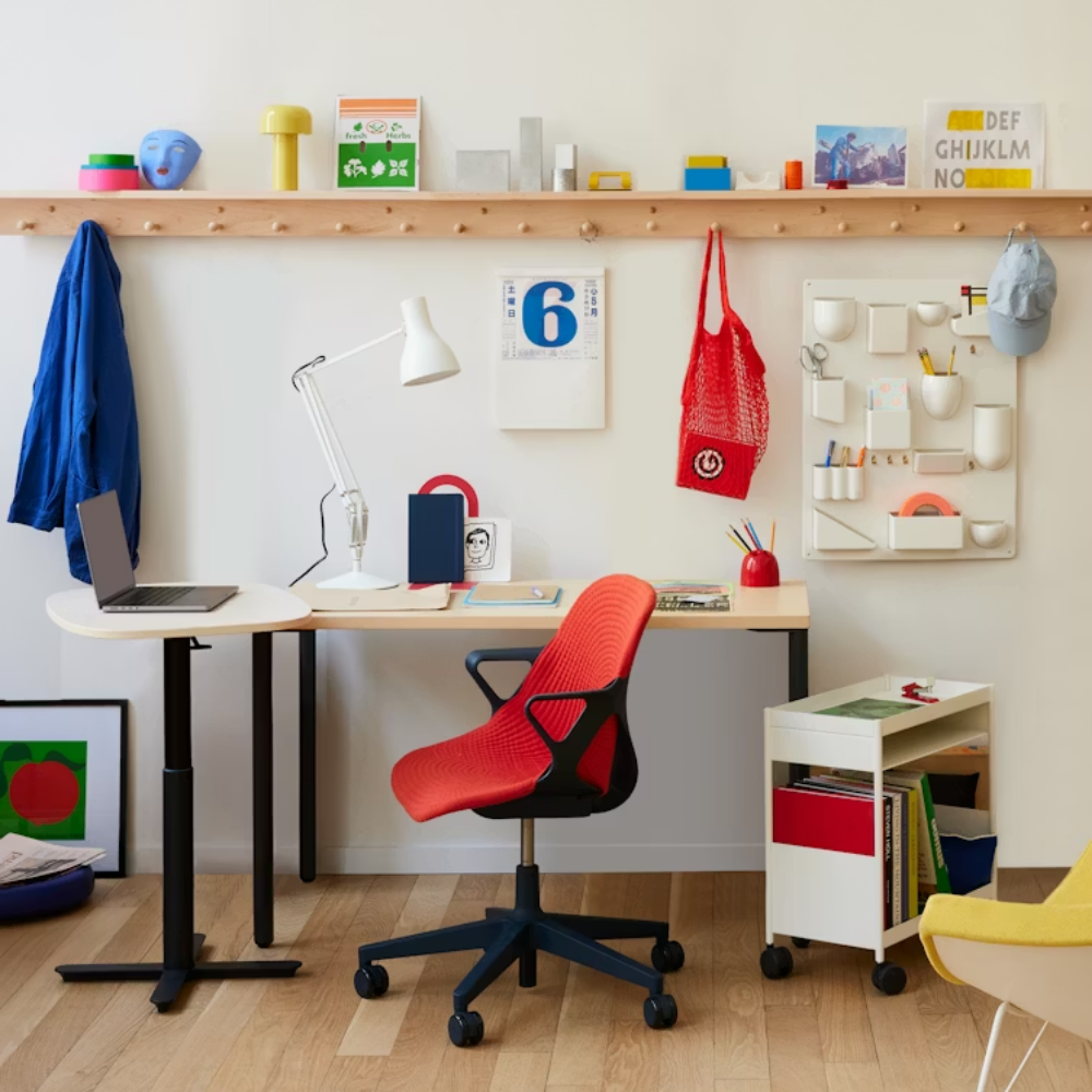 The OE1 Table from Herman Miller in a home office. all-groups