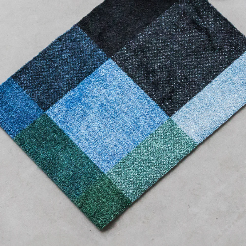 The Mix Doormat from Heymat in meadow close up.