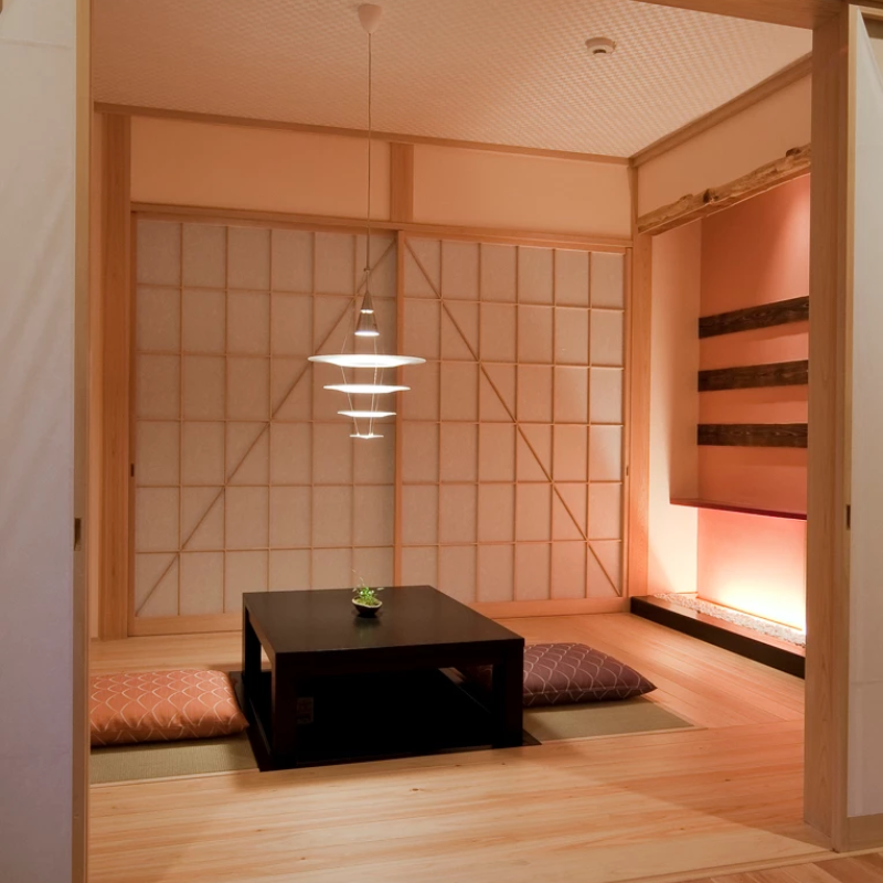 The Enigma 425 from Louis Poulsen in brushed aluminum in a family area.