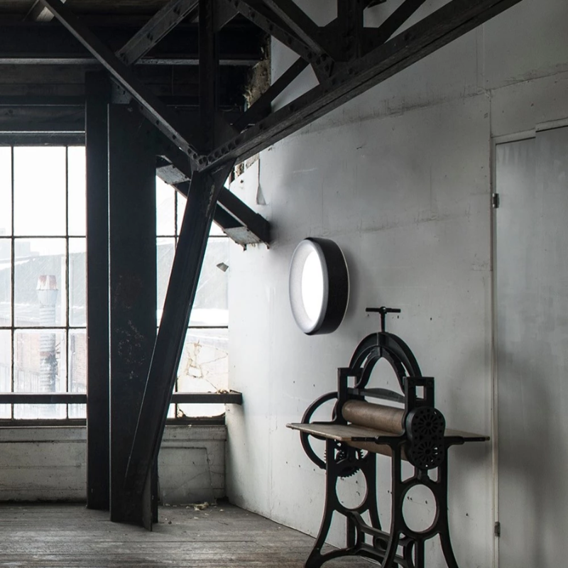 The LP Grand Wall from Louis Poulsen in a living room.