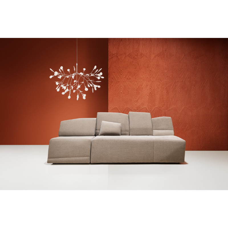 The white Heracleum III Suspended from Moooi in a living space.