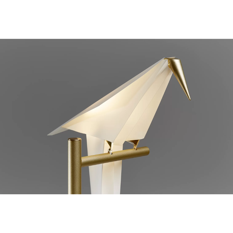 The Perch Table Lamp from Moooi in detail.