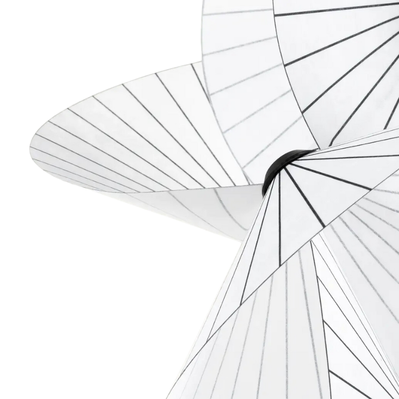 The Serpentine Light from Moooi close up.