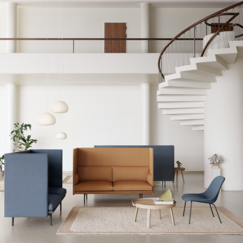 The small Fluid Pendant Lamp from Muuto in a designer home.