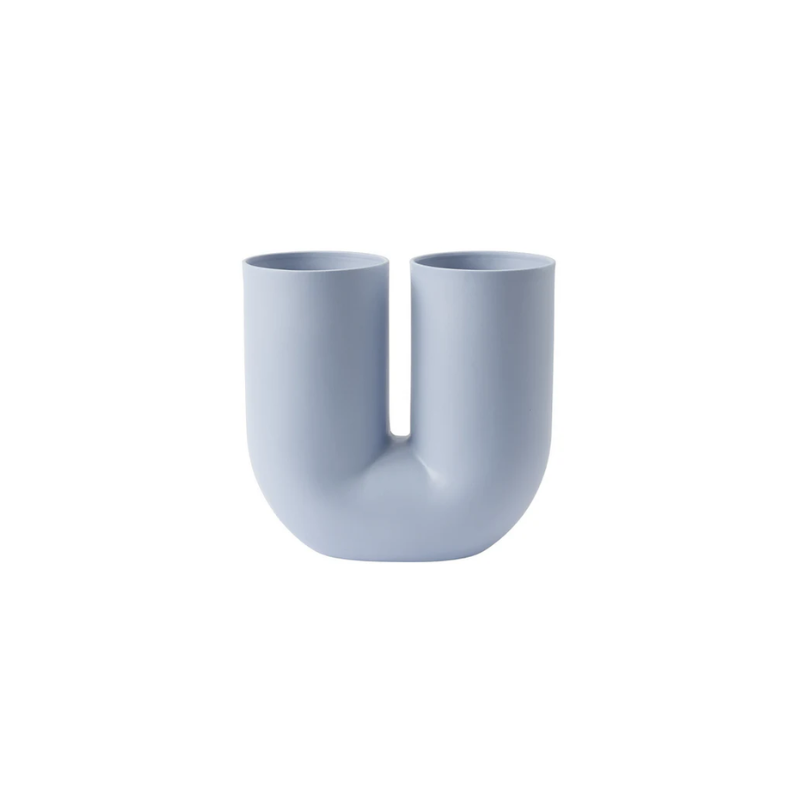 The Kink Vase by Muuto in light blue.