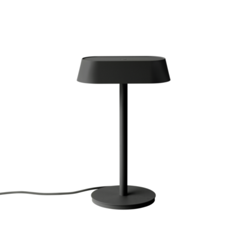 The Linear Table Lamp Black from Muuto.