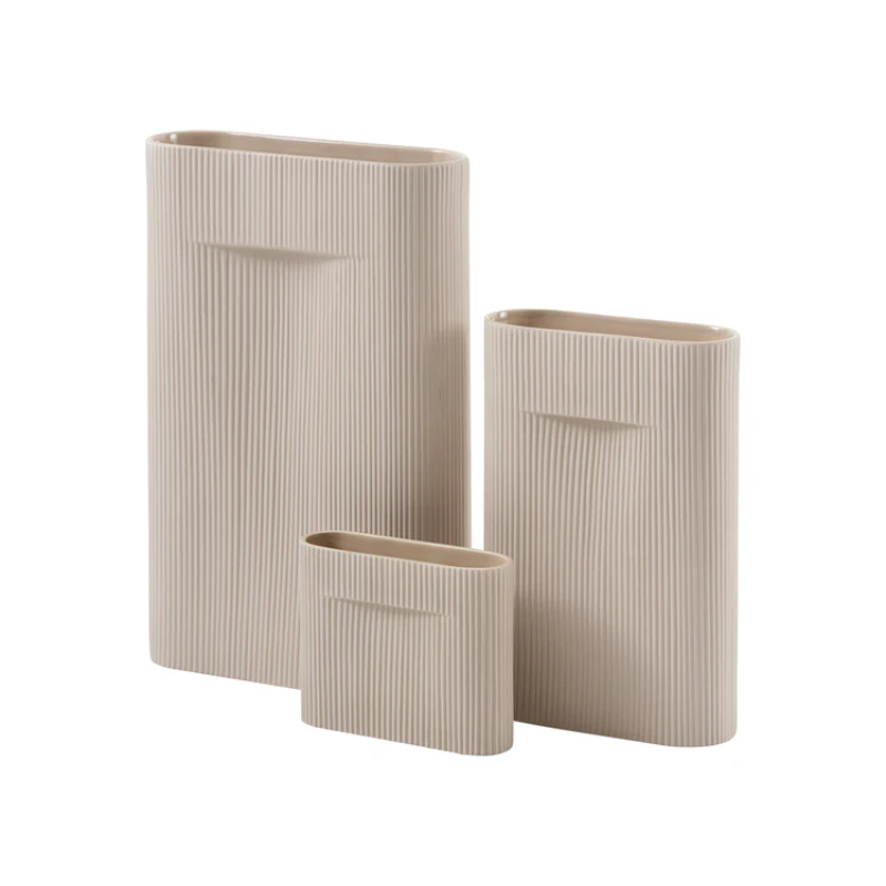 The Ridge Vase from Muuto in beige size collection.